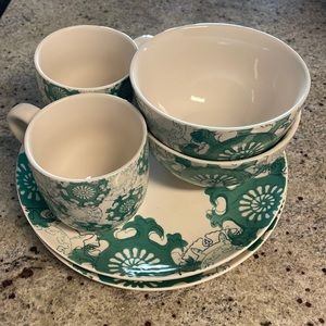 BRAND NEW THRESHOLD 6 piece dinner set